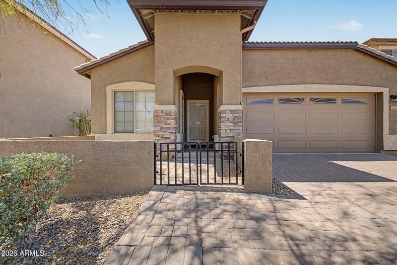 25271 Pleasant Ln, Buckeye, AZ 85326