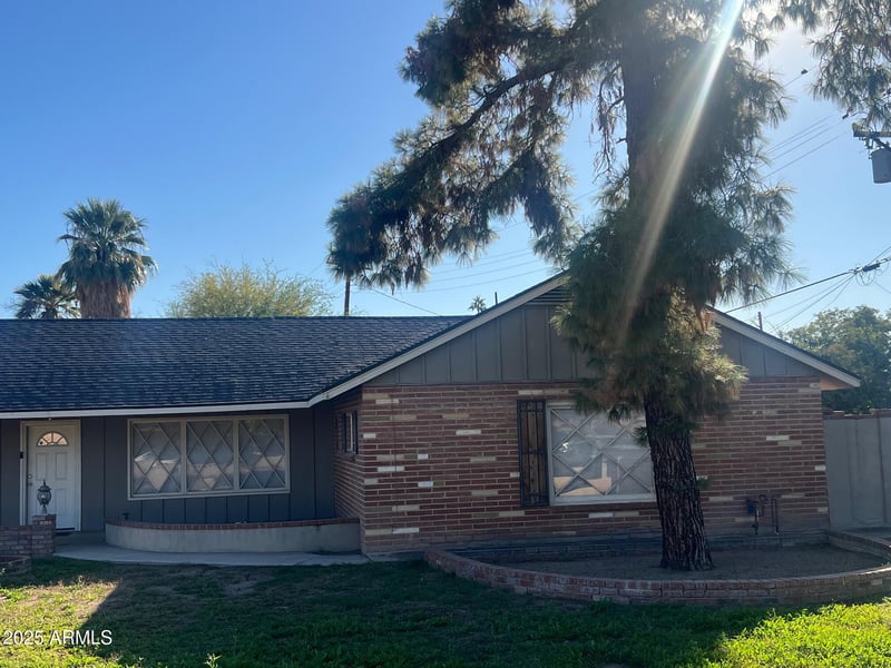 2528 48th Pl, Phoenix, AZ 85008