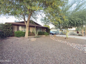 2528 Geneva Dr, Tempe, AZ 85282