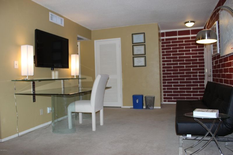 2528 W Berridge Ln #217, Phoenix, AZ 85017