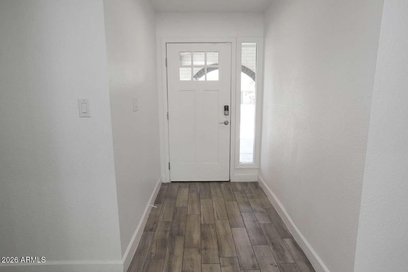 2528 Sweetwater Ave, Phoenix, AZ 85029