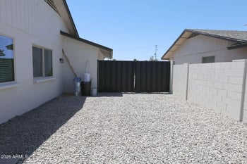 2528 Sweetwater Ave, Phoenix, AZ 85029