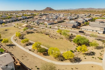 25289 141st Ave, Surprise, AZ 85387