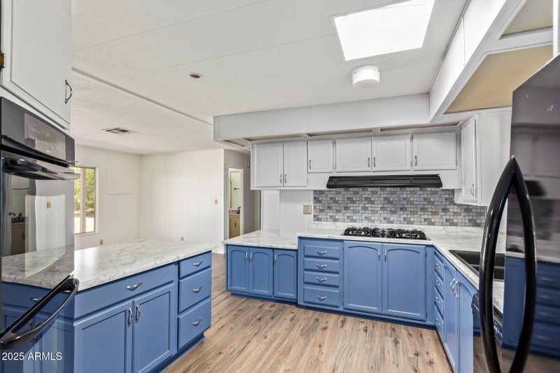 2529 Barber Dr, Mesa, AZ 85215
