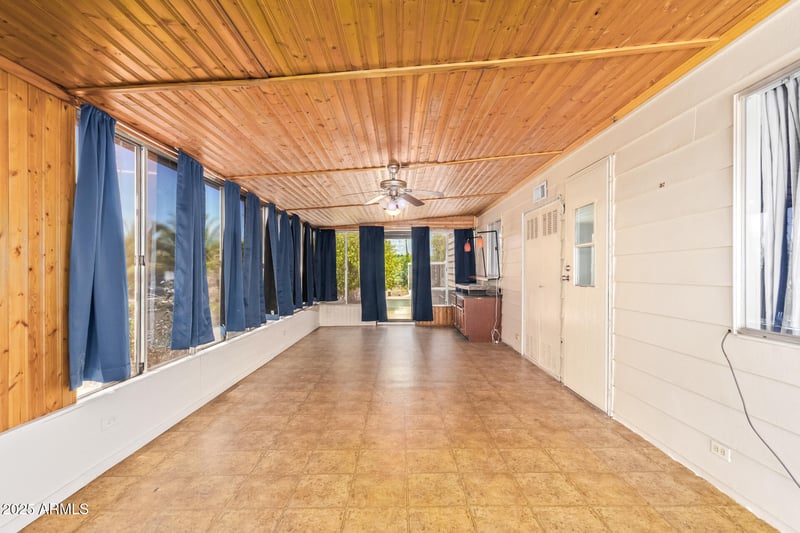 2529 Barber Dr, Mesa, AZ 85215
