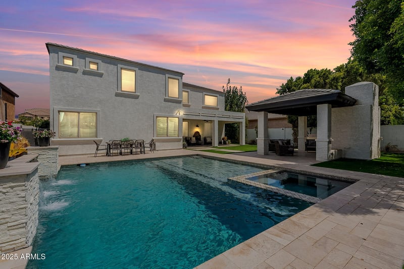 253 Crescent Pl, Chandler, AZ 85249