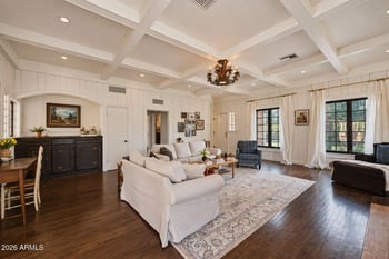 253 E Tremaine Dr, Chandler, AZ 85225