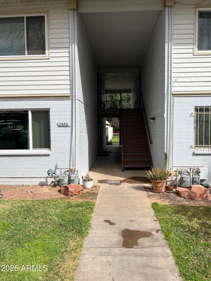 2530 Berridge Ln #E102, Phoenix, AZ 85017