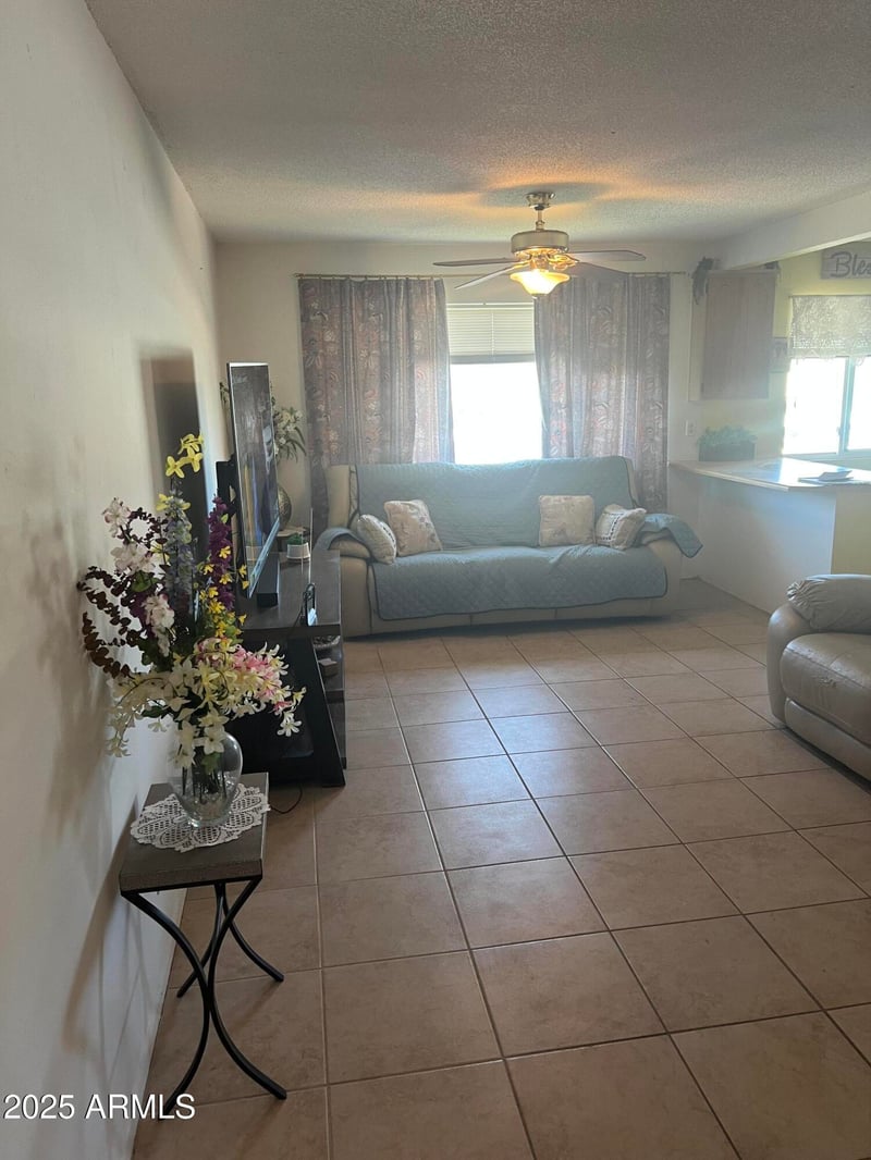 2530 Berridge Ln #E201, Phoenix, AZ 85017