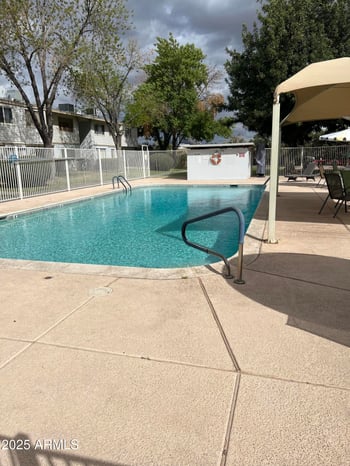 2530 Berridge Ln #E201, Phoenix, AZ 85017