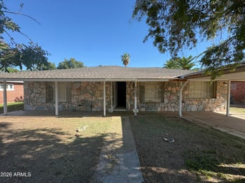 2530 E Glenrosa Ave, Phoenix, AZ 85016
