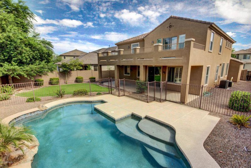 2530 E Hampton Ln, Gilbert, AZ 85295