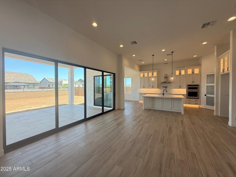 2530 E Quenton St, Mesa, AZ 85213
