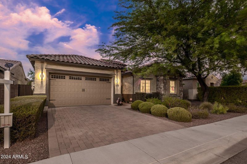 2530 W Balao Dr, Phoenix, AZ 85085