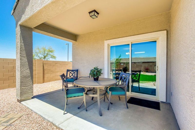 25305 W Carson Dr, Buckeye, AZ 85326