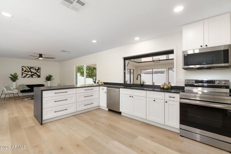 2531 W Campo Alegre Cir, Mesa, AZ 85202