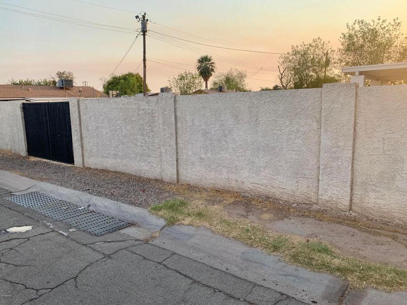 2531 W Osborn Rd, Phoenix, AZ 85017