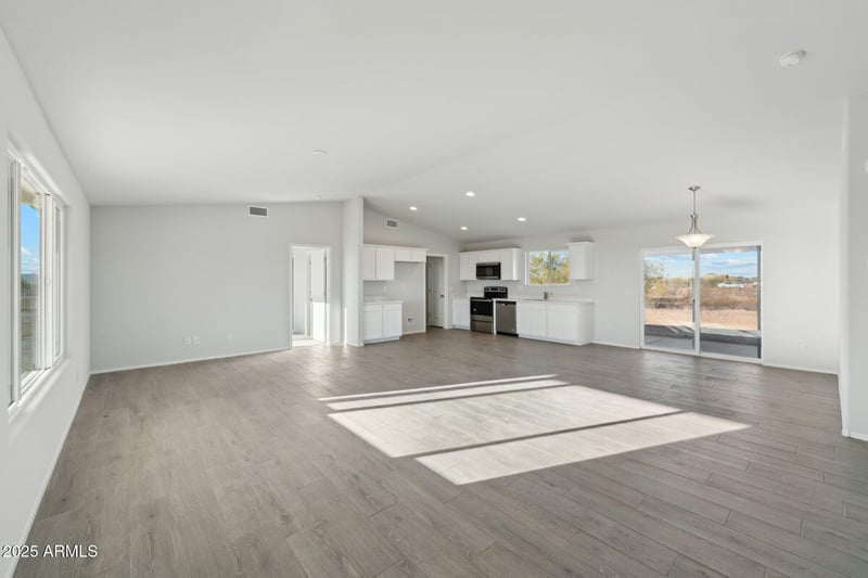 25318 193rd Ave, Buckeye, AZ 85326