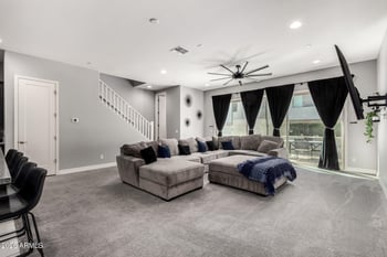 25318 19th Dr, Phoenix, AZ 85085