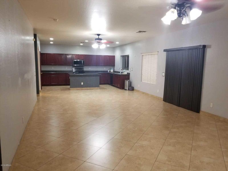 2532 E Misty Willow Ln, Phoenix, AZ 85024