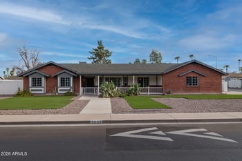 2532 E Pueblo Ave, Mesa, AZ 85204