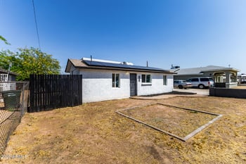 2532 Jones Ave, Phoenix, AZ 85040