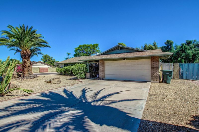 2532 W Surrey Ave, Phoenix, AZ 85029