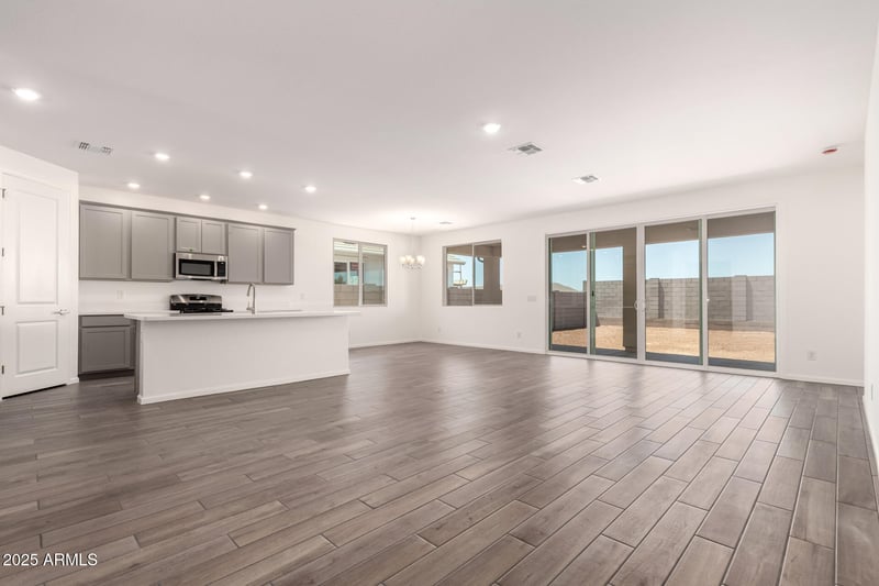 25324 131st Dr, Peoria, AZ 85383