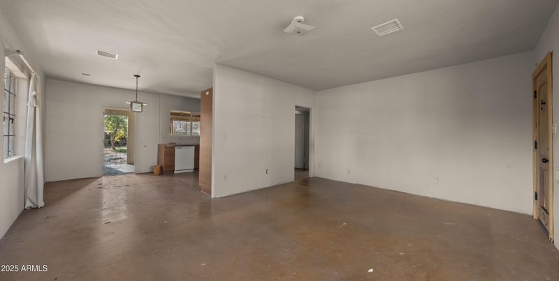 2533 E Cheery Lynn Rd, Phoenix, AZ 85016