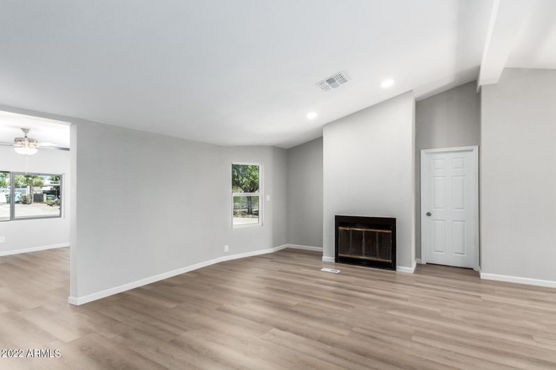 2533 E Piute Ave, Phoenix, AZ 85050