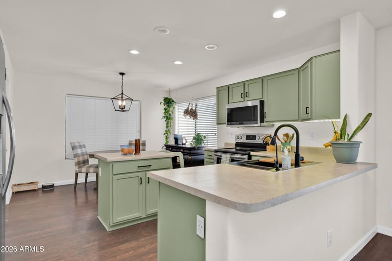 2533 Big Oak St, Phoenix, AZ 85085