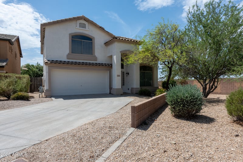 2533 W Big Oak St, Phoenix, AZ 85085