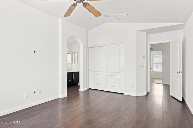 2533 W Big Oak St, Phoenix, AZ 85085
