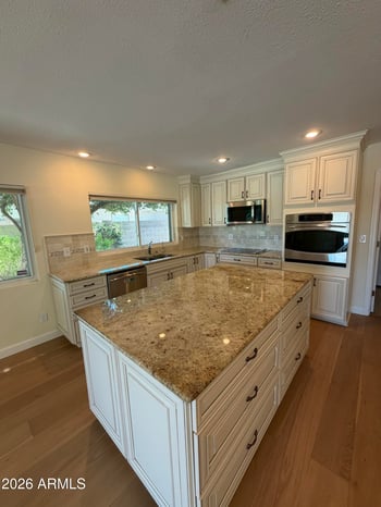 2533 W Laguna Azul Ave, Mesa, AZ 85202