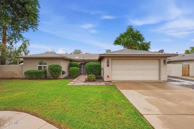 2533 W Laguna Azul Ave, Mesa, AZ 85202