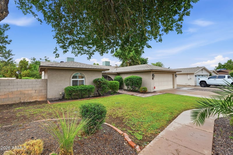 2533 W Laguna Azul Ave, Mesa, AZ 85202