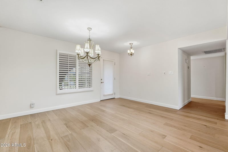 2533 W Laguna Azul Ave, Mesa, AZ 85202