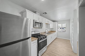 2534 28th St, Phoenix, AZ 85008