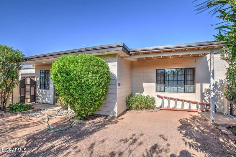 2534 52nd St, Phoenix, AZ 85008