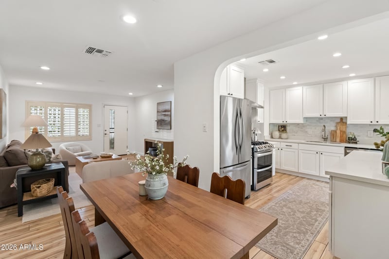 2534 E Meadowbrook Ave, Phoenix, AZ 85016