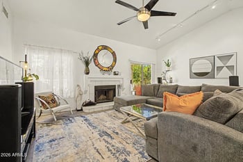 2534 Wescott Dr, Phoenix, AZ 85050
