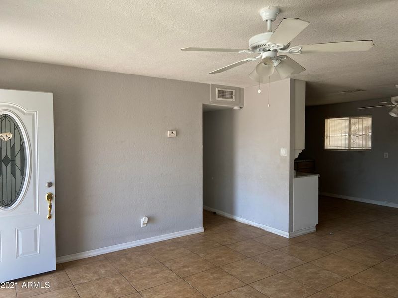 2534 N 48th Dr, Phoenix, AZ 85035