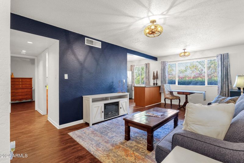 2534 W Berridge Ln #108, Phoenix, AZ 85017