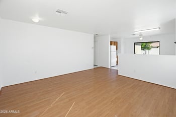 2534 Roeser Rd, Phoenix, AZ 85041