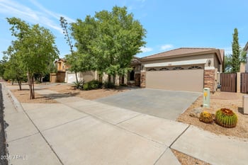 2534 Woburn Ln, Phoenix, AZ 85085
