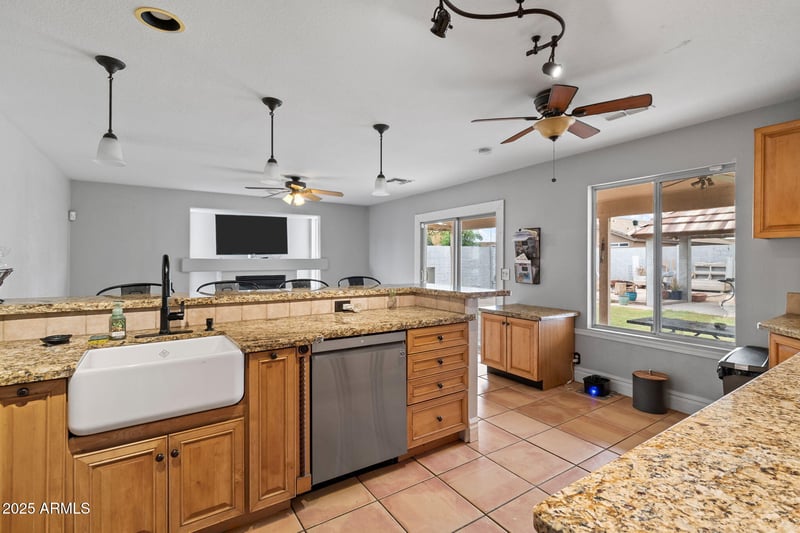 2535 Camellia Dr, Gilbert, AZ 85296