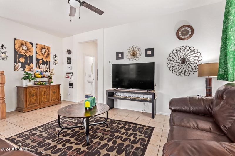 2535 N 73rd Dr, Phoenix, AZ 85035