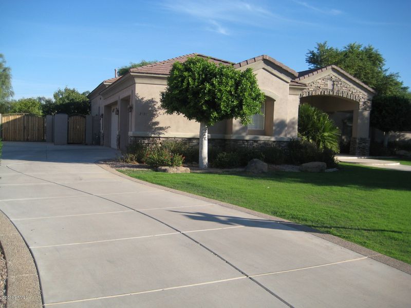 2536 E Park Ave, Gilbert, AZ 85234