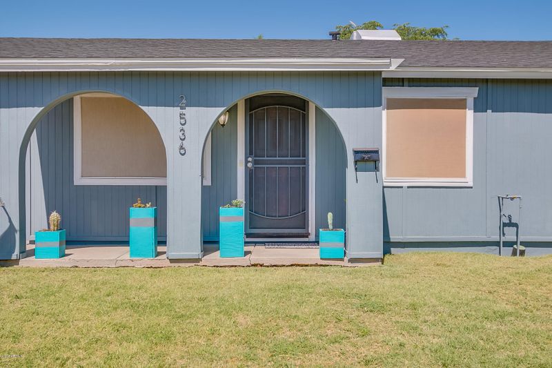 2536 N Mitchell St, Phoenix, AZ 85006