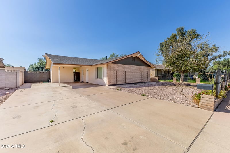 2537 La Jolla Dr, Tempe, AZ 85282
